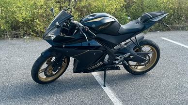 Yamaha yzf r125