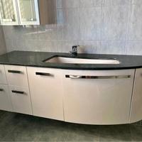 Mobile bagno sospeso