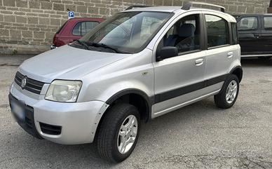 Fiat Panda 4×4 1.3 Mjet anno 2008 Km 221.000 eld