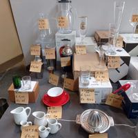 bicchieri piatti e accessori bar 