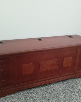 Cassettone in legno
