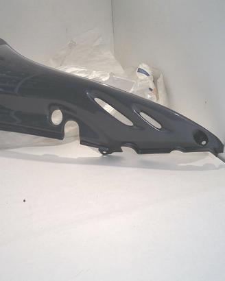FIANCATINA DX PEGASO APRILIA AP8139237