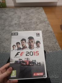 4 giochi per Playstation 2 e uno per pc 