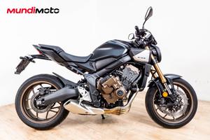 HONDA CB 650 R E-CLUTCH - 2025