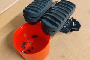 Pedane Honda dominator NX650 