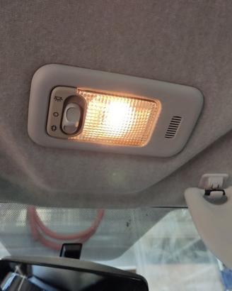 Plafoniera anteriore PEUGEOT 108 del 2016