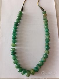 Collana perle pietra verde sfaccettate tonde
