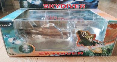 UFO Skydiver Product Enterprise Shado Spazio 1999