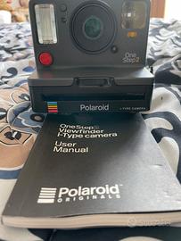 POLAROID ONE STEP 2 + CUSTODIA RIGIDA ORIGINALE