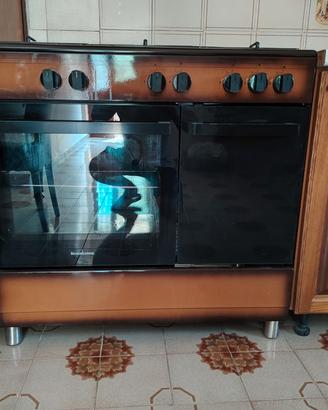 cucina con forno a gas