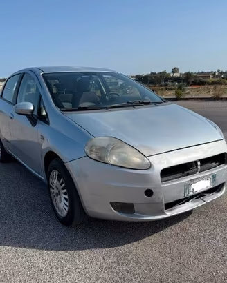 Fiat Grande Punto 1.3 MJT 75 CV 5 porte Dynamic