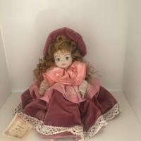 Bambolina in porcellana di capodimonte