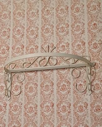 Struttura in ferro battuto stile shabby chic