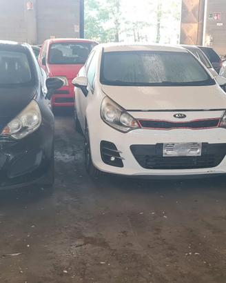 Ricambi kia Rio cofano paraurti anteriore traversa