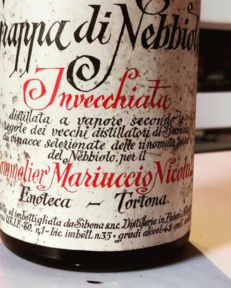 Bottiglia di Grappa di Nebbiolo Distilleria Sibona
