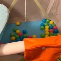 Box brevi nuovissimo con palline integrate