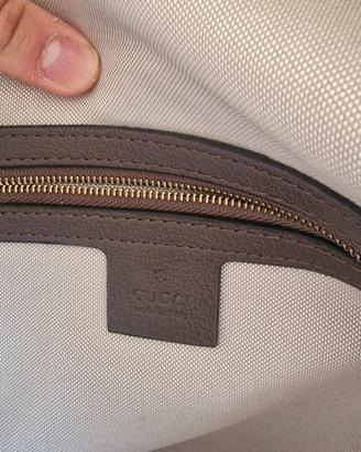 zaino gucci.