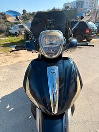 Beverly 300 i.e