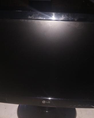 LG Flatron W2043S