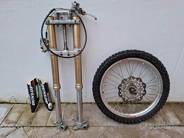 avantreno Showa 47 per Dominator