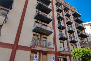 Monreale via Venereo adiacenze ampio 5 vani