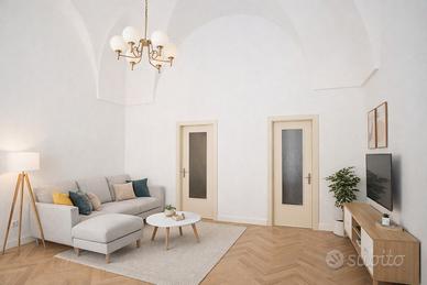 Abitazione storica con lastricato solare