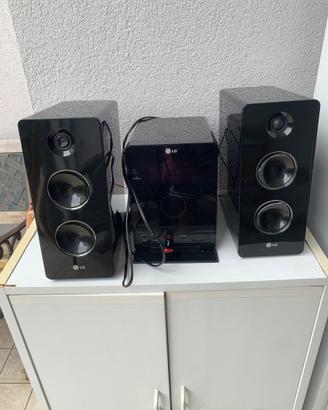 LG FA162 Sistema Stereo 160 W • Lettore CD/MP3 • R