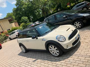 MINI Clubman Cooper S (R55)