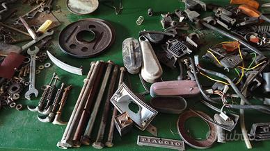 TANTI PEZZI vespa PX - accessori vari vedi foto 