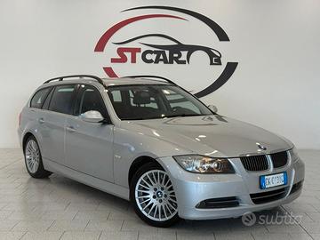 BMW 330ix 272cv Futura Touring 3.0 benzina
