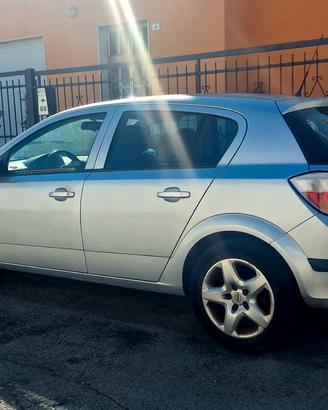 Astra H 1.3 Mtj 90 cv. con turbina nuova 