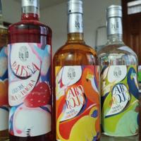 4 bottiglie piene di spirit