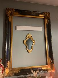 Cornice veneziana in  legno.