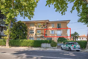 AMPIO APPARTAMENTO TRICAMERE RISTRUTTURATO
