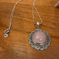 Ciondolo collana Quarzo rosa