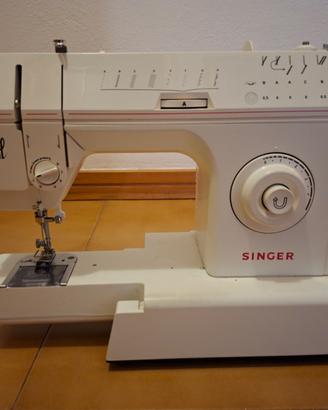 Macchina per cucire Singer 2808