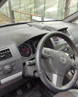 Cruscotto OPEL ZAFIRA del 2007