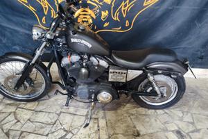 Harley-Davidson 883C - Anno 2000