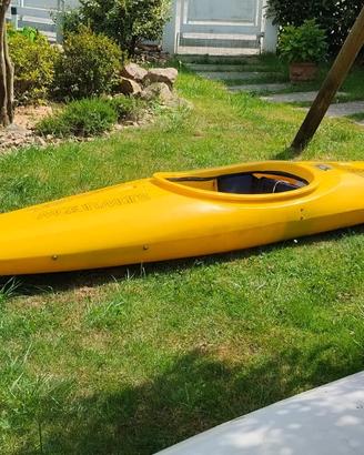 Kayak canoa gialla