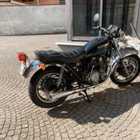 Suzuki gs 550L