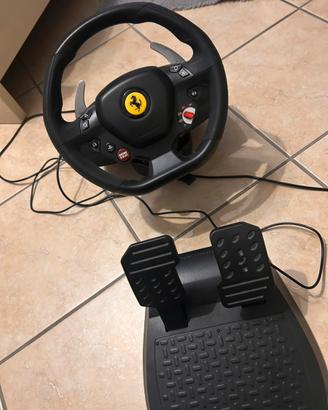 Volante e Pedali della Ferrari per PC/Ps5