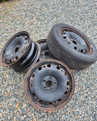 4 cerchi in ferro 5 fori 15" per Seat Ibiza