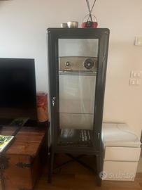 Vetrinetta stile industriale