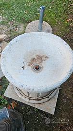 fontana in traverino base 