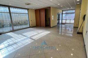 Immobile di 270 m² con più di 5 locali a Arzano