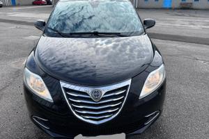 Lancia Y 2014 benzina GPL