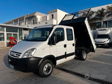 A76 IVECO 35C15 DOPPIA CABINA 7 POSTI MOTORE 3.000