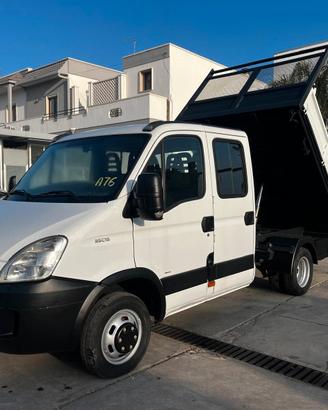 A76 IVECO 35C15 DOPPIA CABINA 7 POSTI MOTORE 3.000