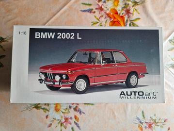 1/18 AUTOart MILLENIUM BMW 2002 tii L