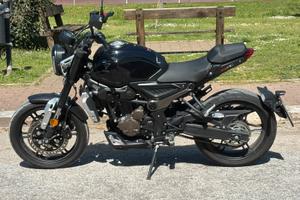 Voge Trofeo 300AC (patente A2)